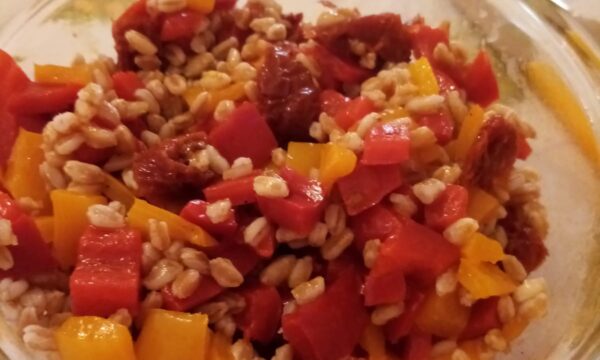 Nuova ricetta: Farro con peperoni e pomodori sott’olio