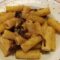 Nuova ricetta: Pasta con cipolla rossa, pomodori secchi ed olive